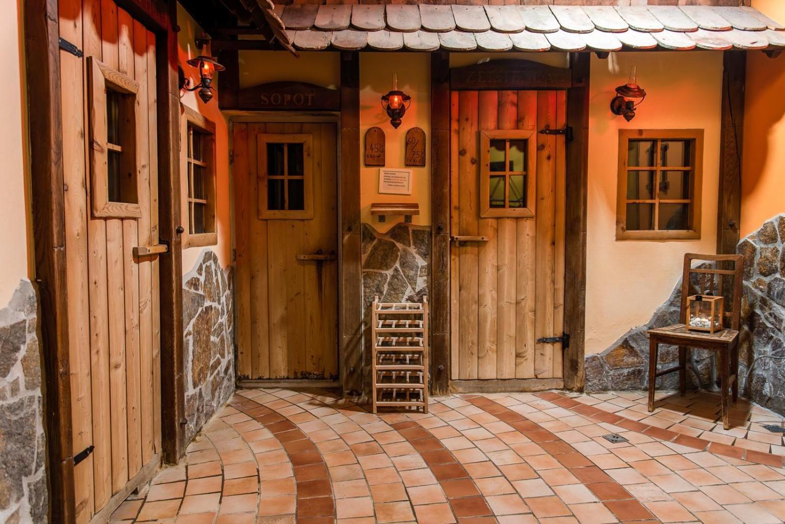 Terme Banovci - Hotel Zeleni Gaj Verzej Екстер'єр фото